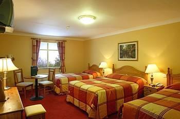 Torc Hotel คิลลาร์นีย์ ภายนอก รูปภาพ